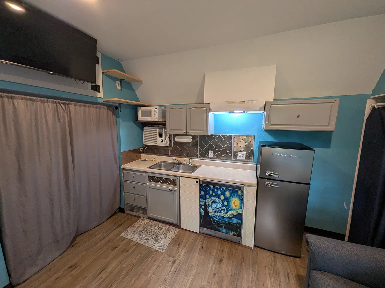 Studio, 288 sqft, $800 — Photo 2