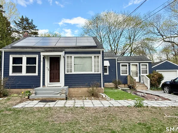 15 Beecher Road, Woodbridge, CT 06525