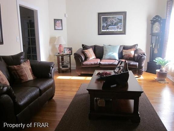 4th image of 706 Essex Ct