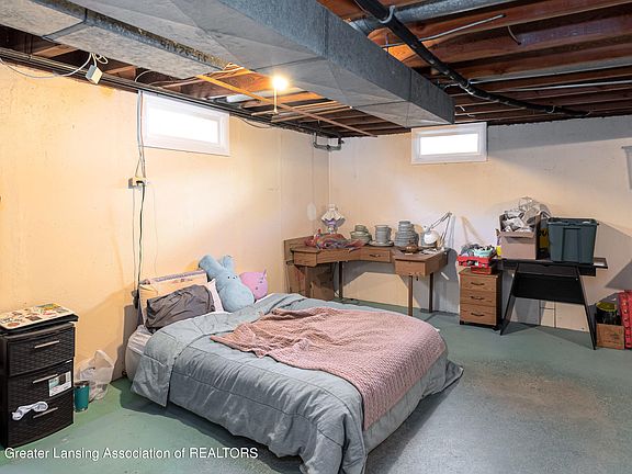 4th image of 1311 Bayshore Dr