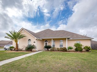 2109 Eva Ave, Ocean Springs, MS 39564