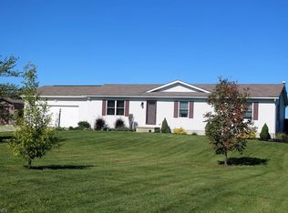 2600 Fox Lake Rd, Wooster, OH 44691