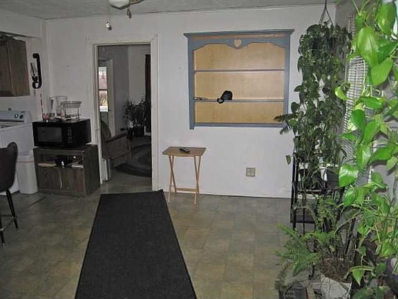 4th image of 58 Platt St