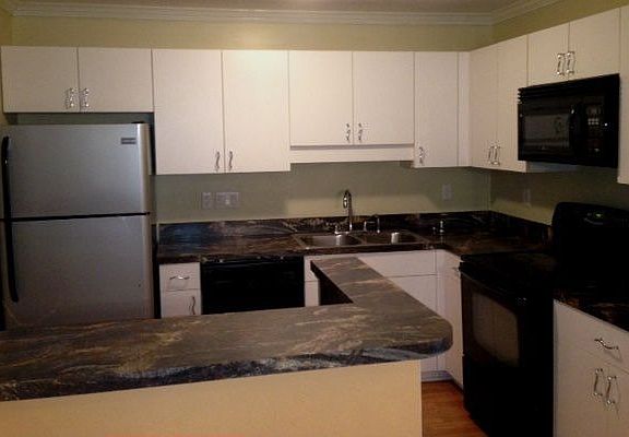 3rd image of 9701 Emerald Point Dr Unit 6