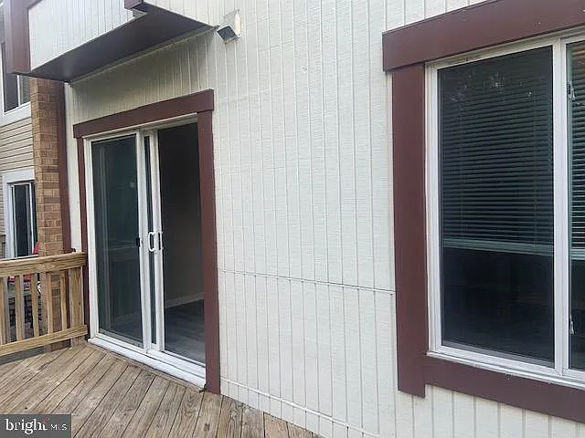 2804 Cambridge Dr — Photo 32