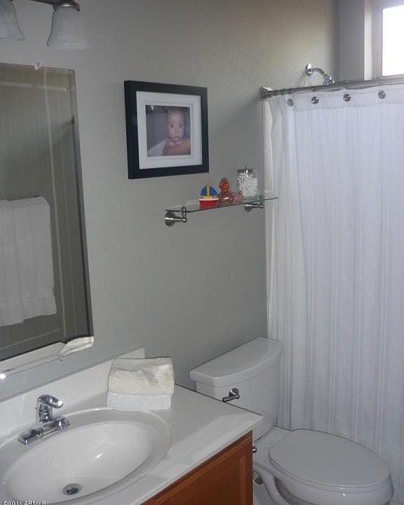 1st image of 1312 W Roadrunner Dr