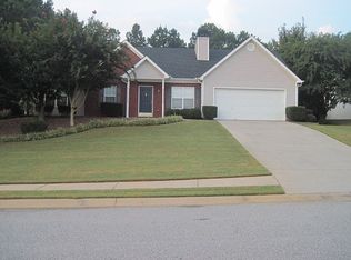 145 Pecan Ridge Dr, Fayetteville, GA 30215