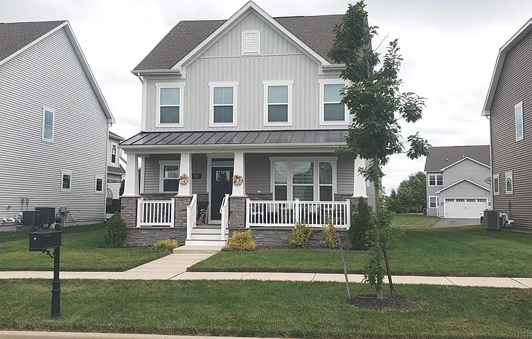 113 Tuscany Dr — Photo 2