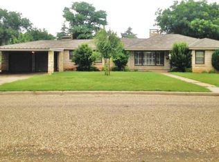 210 W Crestway St, Plainview, TX 79072