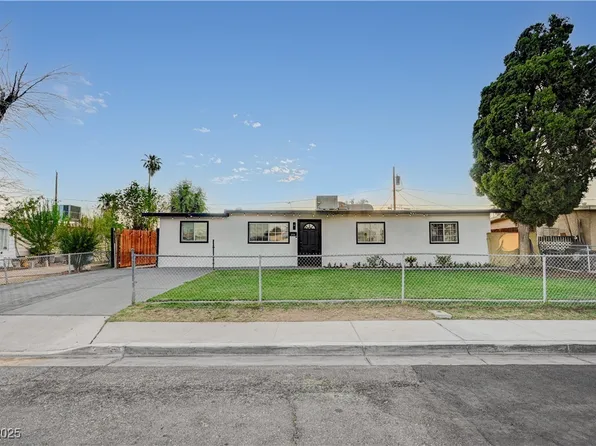 2725 Holmes St, North Las Vegas, NV 89030