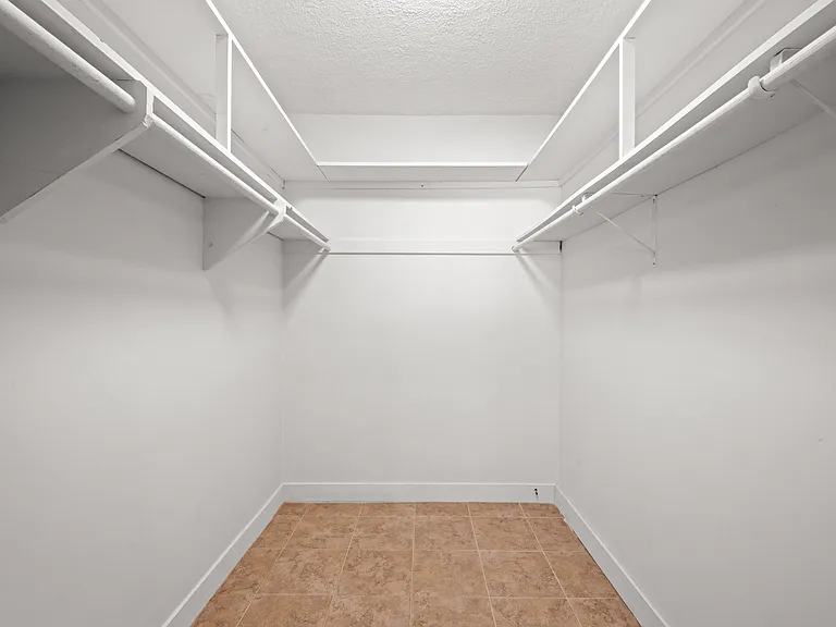 2021 California Ave #2 — Photo 10