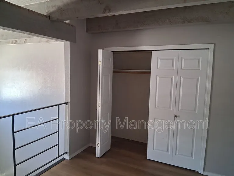 10354 Hendrix Rd NE — Photo 16