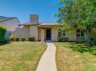 1111 Camelot Way, Oxnard, CA 93030