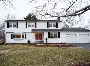 219 Valley View Rd, Manchester, CT 06040