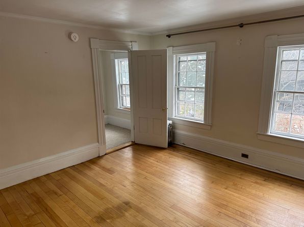 manchester-new-hampshire-74274083 picture