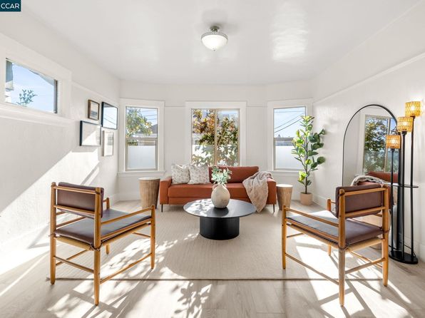 1302 E 19th St, Oakland, CA 94606