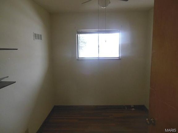 5th image of 10653 Spring Garden Dr