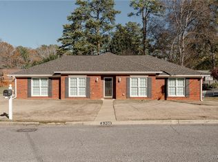 3700 Derby Downs Dr, Tuscaloosa, AL 35405