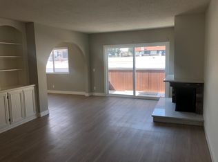 8117 Manitoba St APT 6, Playa Del Rey, CA 90293