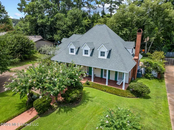 134 Brae Burn Dr, Jackson, MS 39211