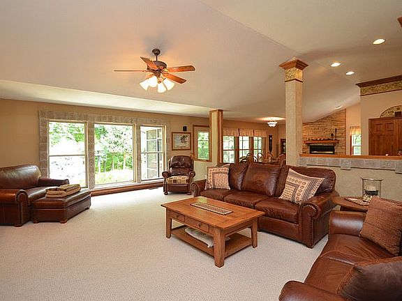5th image of 6070 Windy Hollow Ct