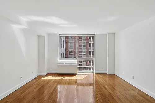 225 Schermerhorn St Photo 1