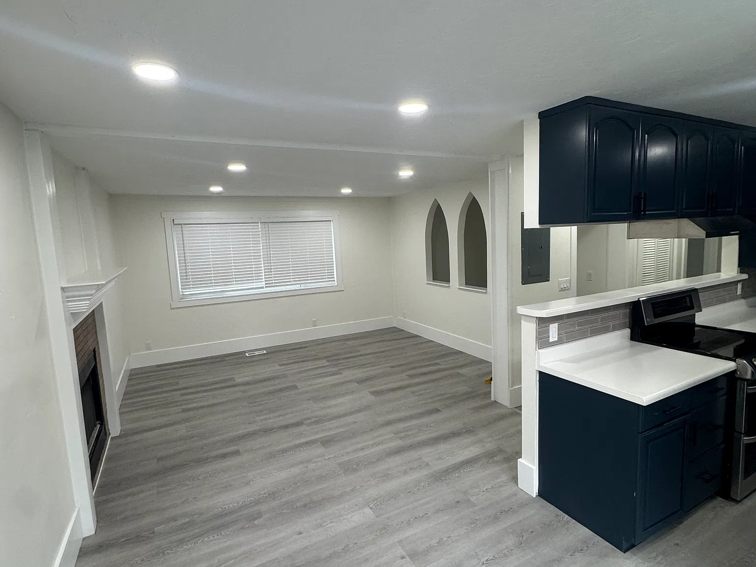 5 bed, 1644 sqft, $2,750 — Photo 2