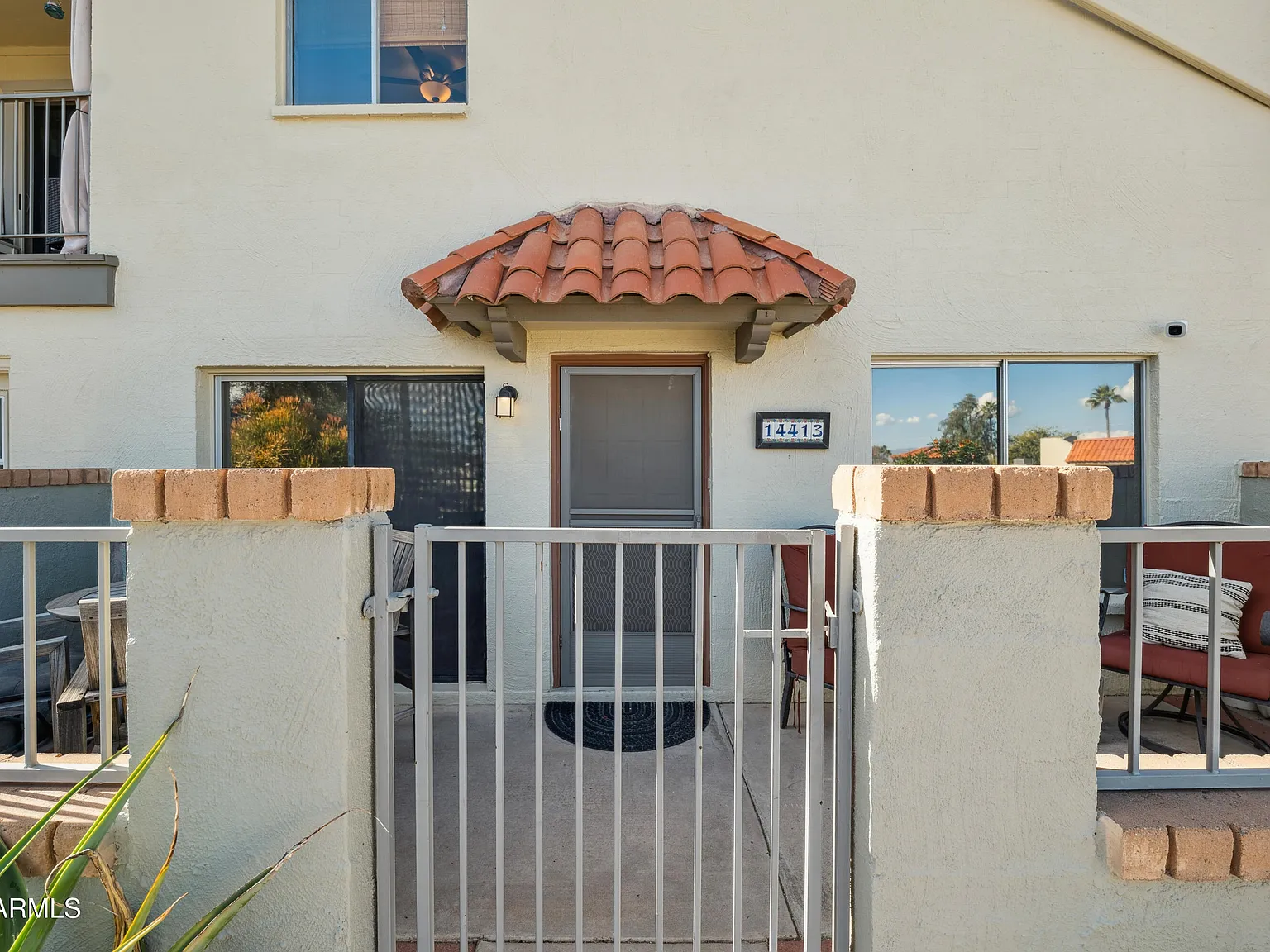 2 bed, 1.5 bath, 1000 sqft, $1,400 — Photo 1
