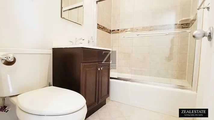 Rented by ZealEstate Group Inc | media 14