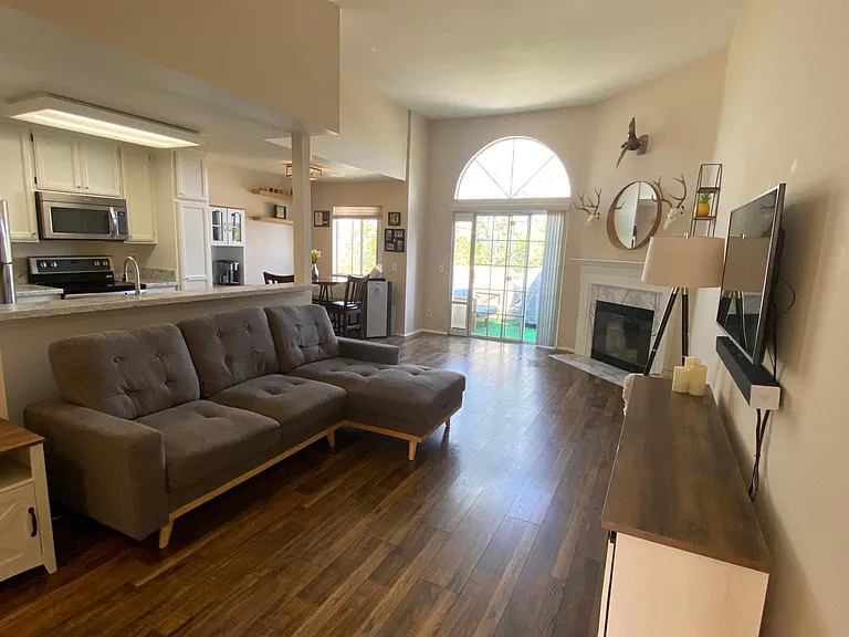 2623 Antonio Dr #304 — Photo 5