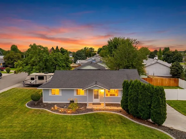 2902 Rose St, West Richland, WA 99353