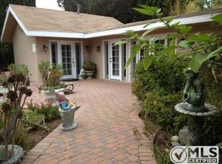 23133 Calvert St, Woodland Hills, CA 91367