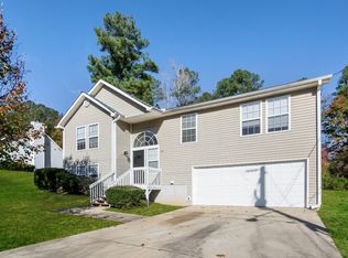 6941 Stoneridge Dr, Douglasville, GA 30134