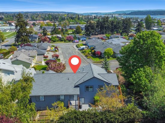 710 SW Echo Loop, Oak Harbor, WA 98277