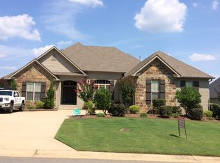 1820 Warwick Hills Ln, Conway, AR 72034