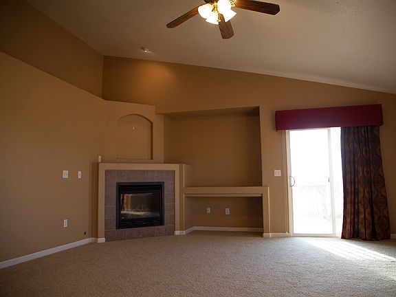 5th image of 8462 Centennial Trl