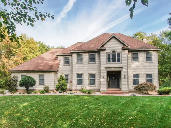 17 Misty Meadow Road, Burlington, CT 06013