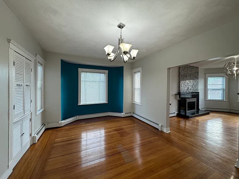 722 Adams St #2 — Photo 7