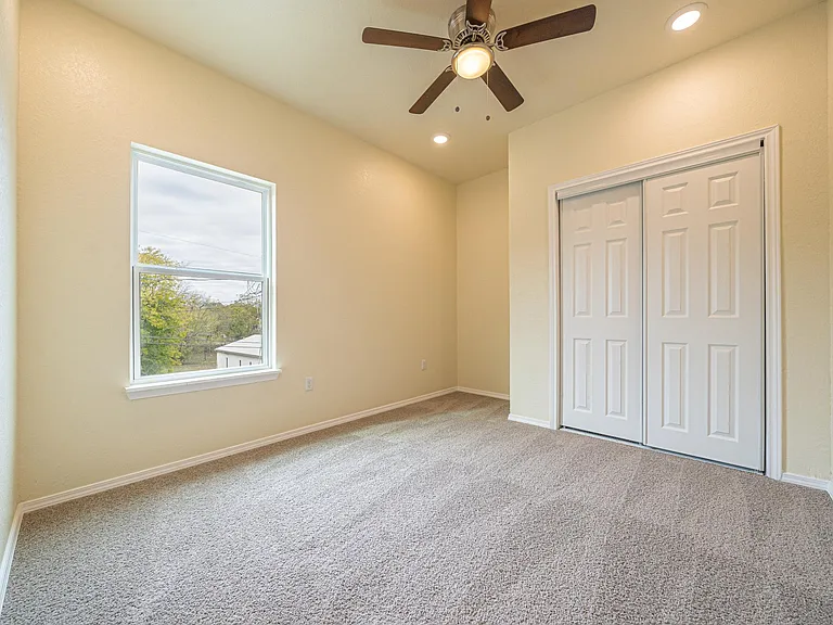 208 Bargas St — Photo 14