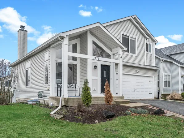 1779 Hickory Park Ln, Aurora, IL 60504