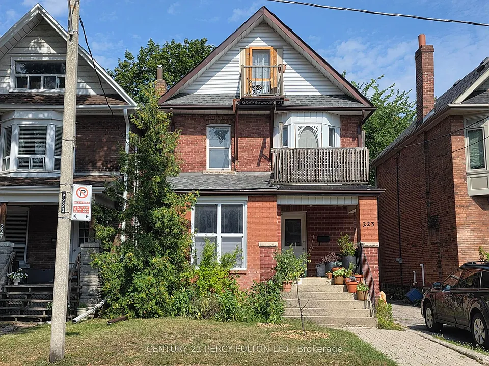 223 Fairview Ave