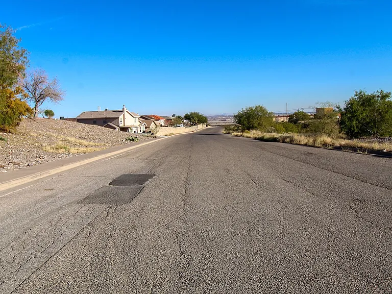 7465 Stoney Hl #13C — Photo 18