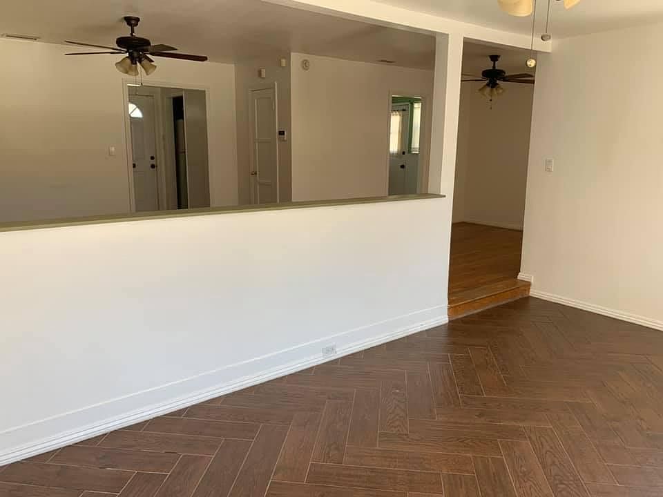 1st image of 350 Vine Ave