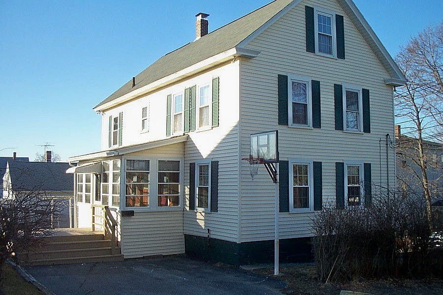 2nd image of 59 Beacon St