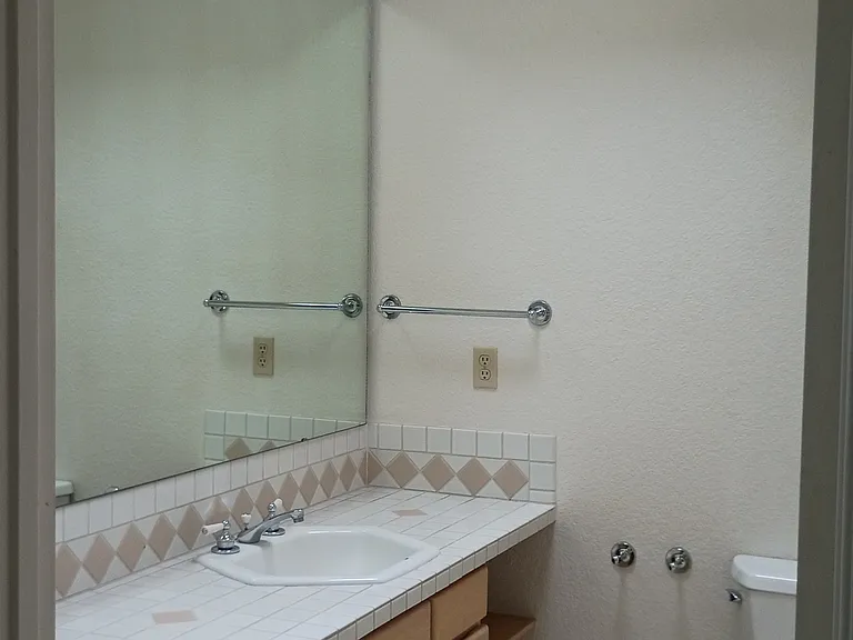 2522 Carpenter Rd SE — Photo 14