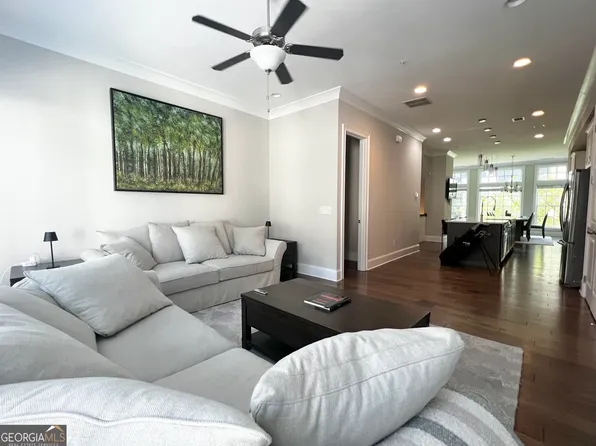 6580 Aria Village Dr, Sandy Springs, GA 30328