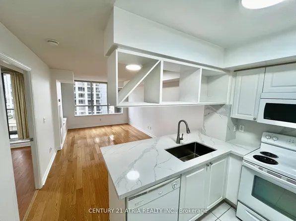 4080 Living Arts Dr, Mississauga, ON