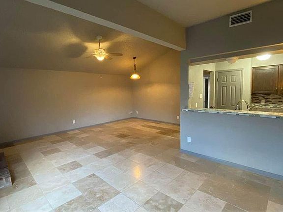 3rd image of 1218 Elm Ct