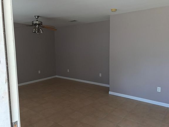 3rd image of 43169 Winchester Dr