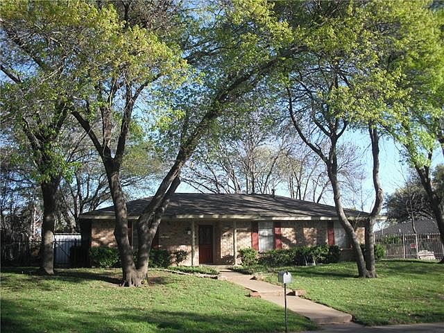 1st image of 121 Highridge Dr